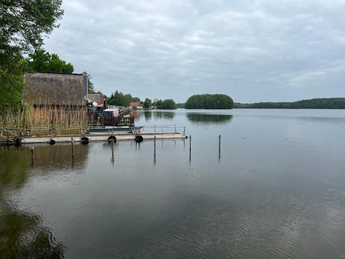 Ferienhaus Auszeit Mit Sauna Schwarz Exterior foto